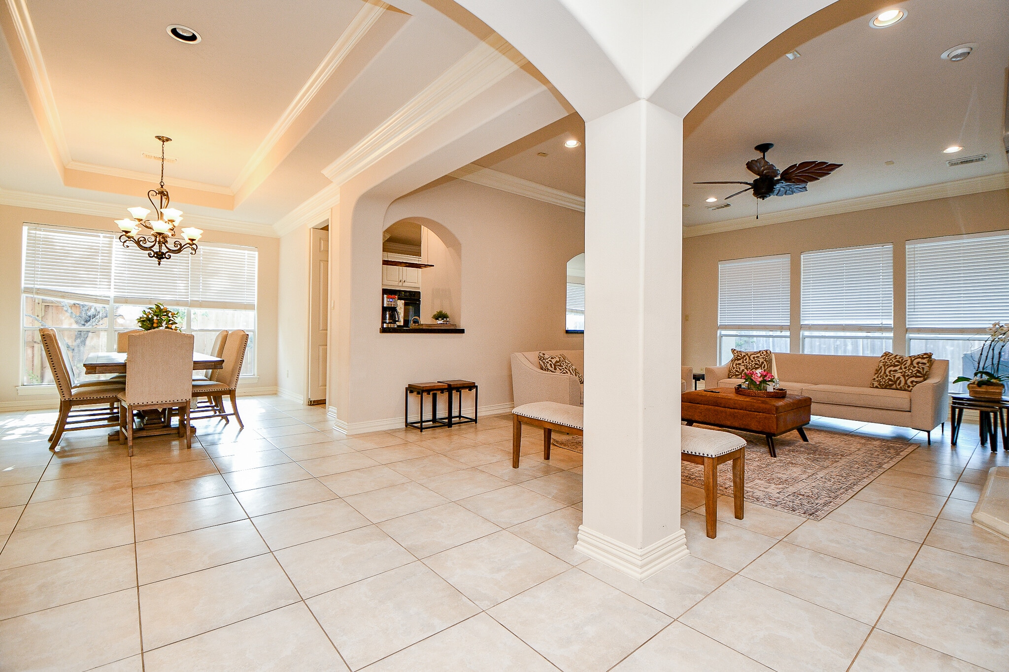 Building Photo - 14206 Jade Cove Dr