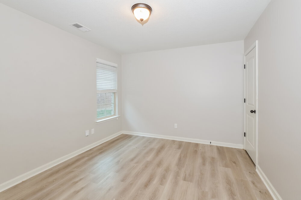 Building Photo - 2565 Woodcutter Dr