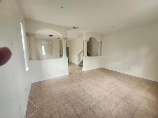Building Photo - 3408 Shoma Dr