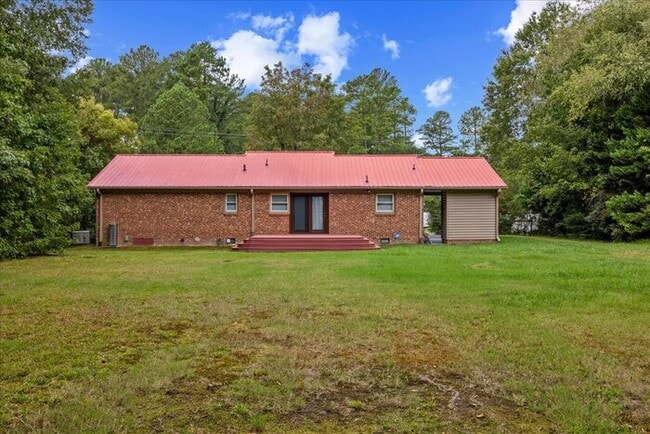 Building Photo - Ranch Style Home For Rent In Durham!