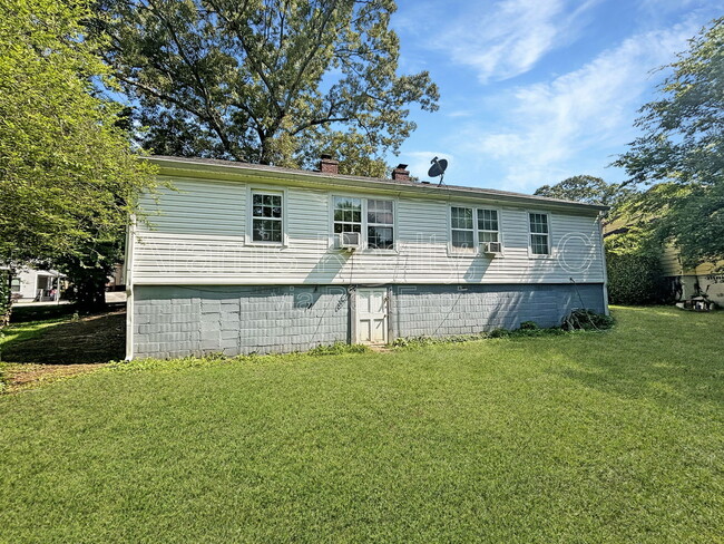 Building Photo - 394 Allgood Rd NE