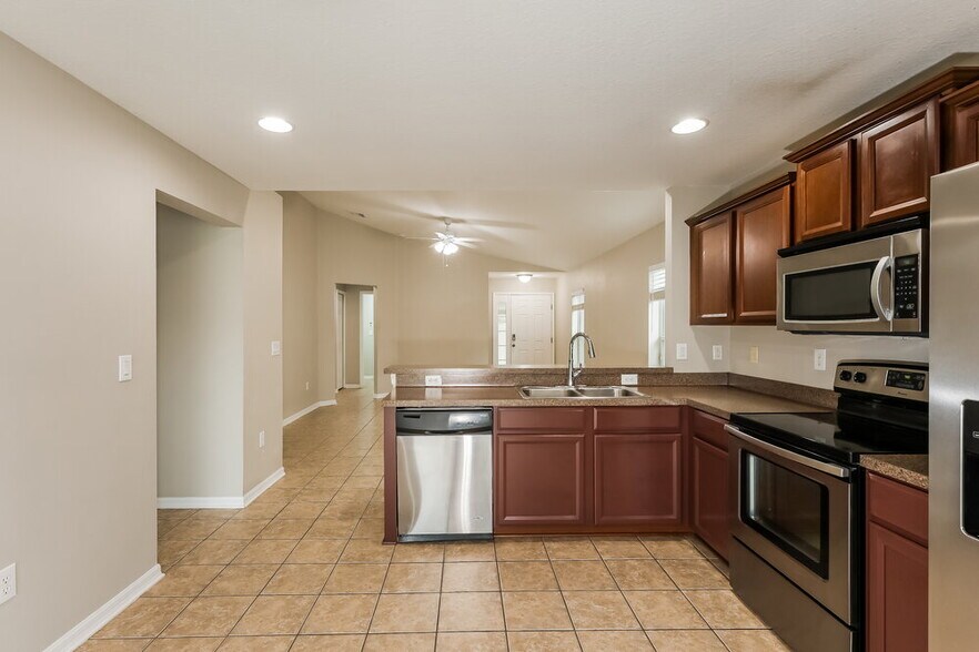 Building Photo - 10307 Granada Green Ct