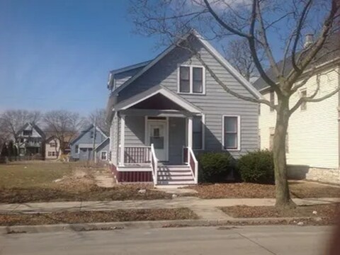 Primary Photo - 2435 N 15th St