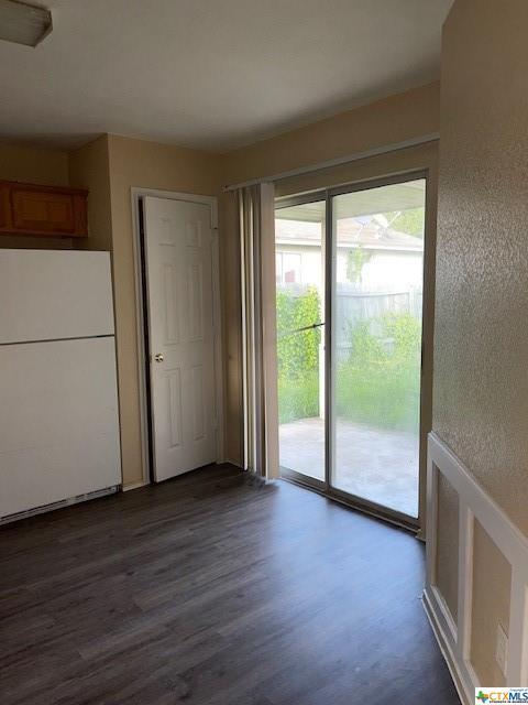 Building Photo - 1206 Fox Creek Dr