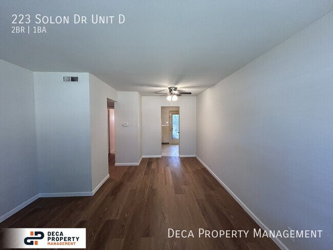 Building Photo - 223 Solon Dr