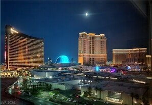 Building Photo - 2000 N Fashion Show Dr