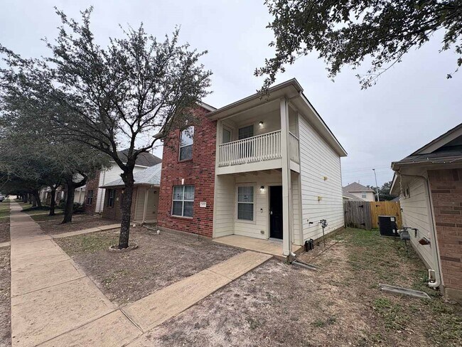 Building Photo - 6337 Mountain Pines Ln