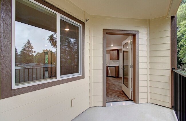 Building Photo - The 404 on 117th – Now Leasing! Limited-Time Move-In Special!