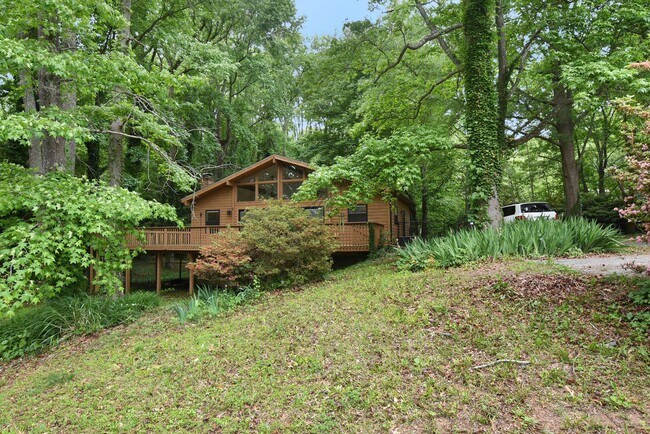 Building Photo - 149 Windcliff Rd