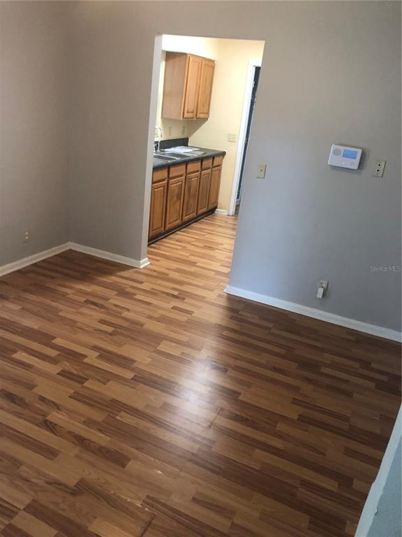 Building Photo - 3220 Deerfield Dr