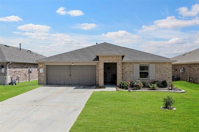Building Photo - 20363 Green Mountain Dr