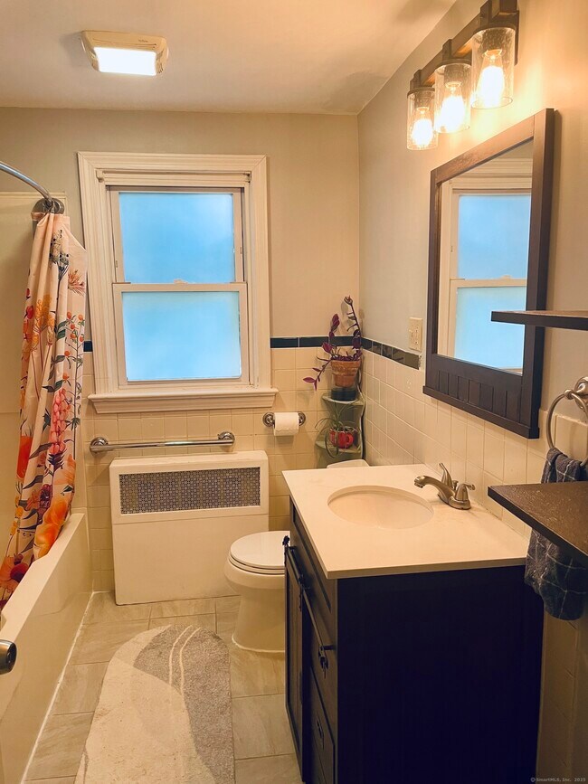 Building Photo - 41 Baxter Dr