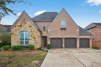 Building Photo - 16811 Kilgarth Dr