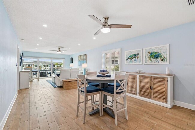 Building Photo - 392 Boca Ciega Point Blvd N