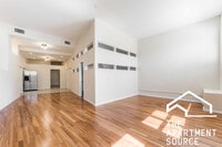 Building Photo - 2120 W Grand Ave
