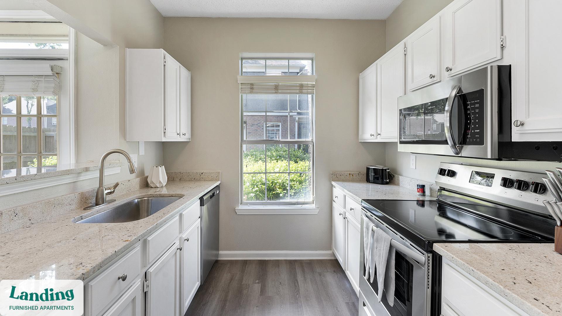 Building Photo - 2420 Peachtree Rd NW