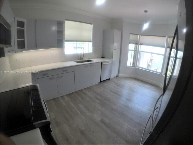 Building Photo - 1145 Yellowheart Way