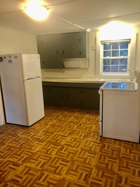 Building Photo - 12 Lewis Ln