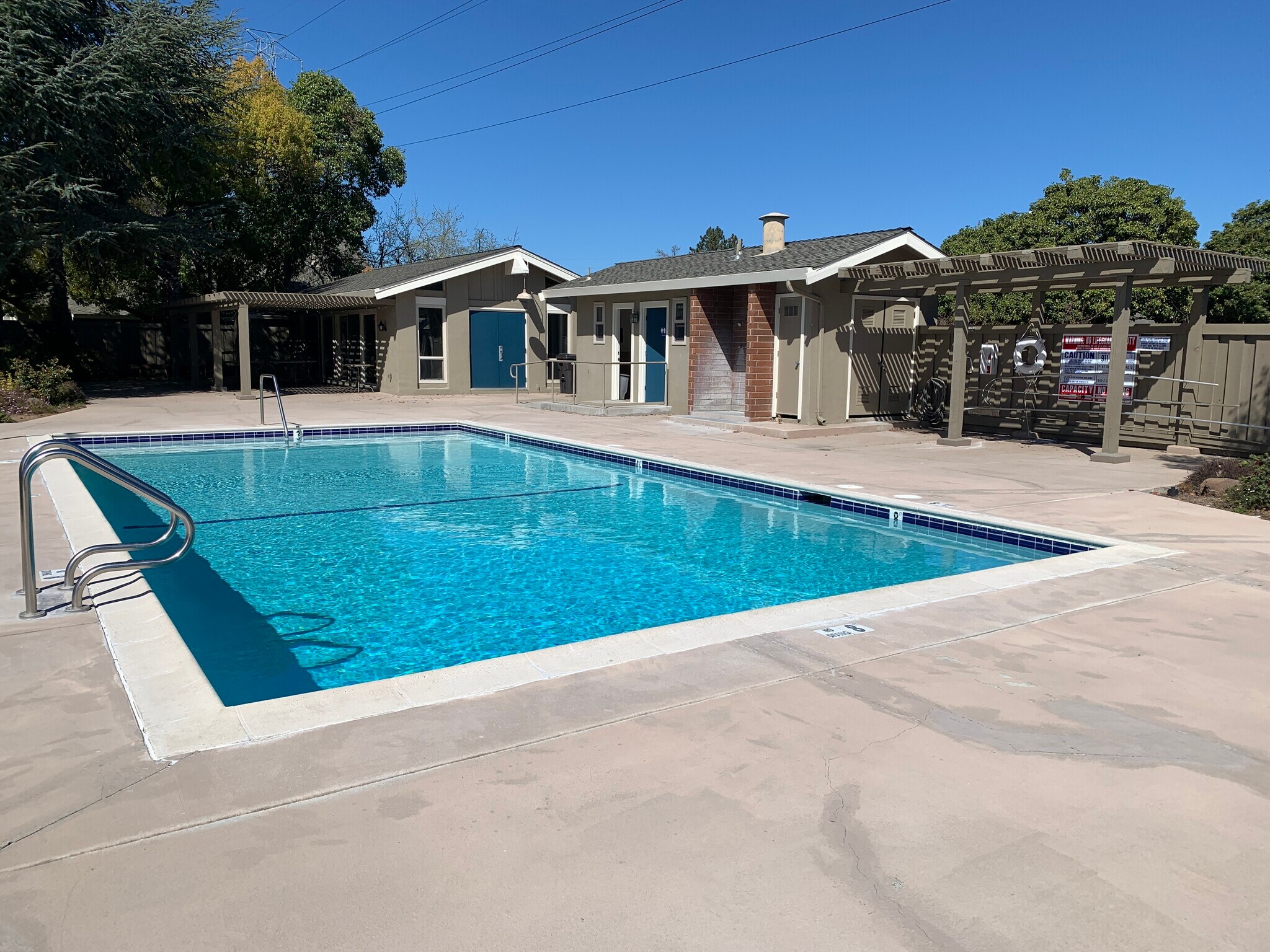 Pool and Clubhouse - 124 Milmar Way
