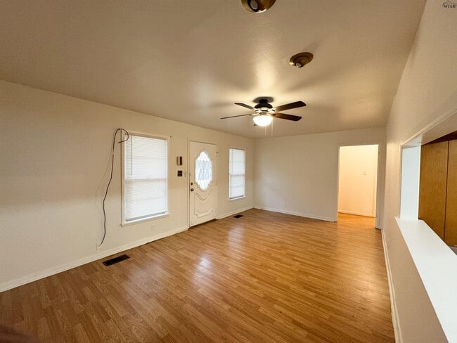 Building Photo - 3912 Gayle Ave