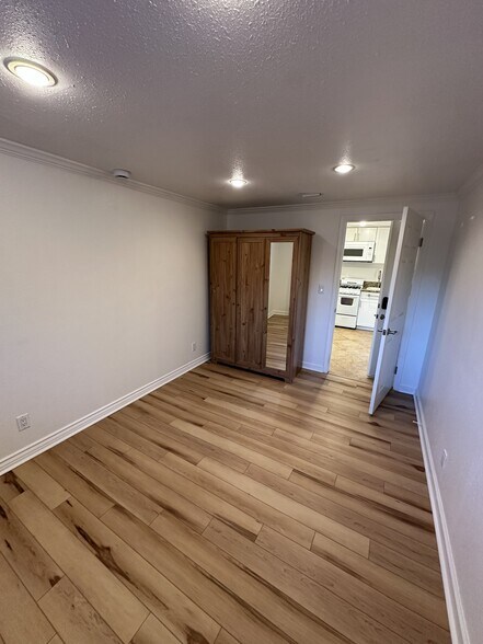 Ikea style second closet - 152 Redfield Ave