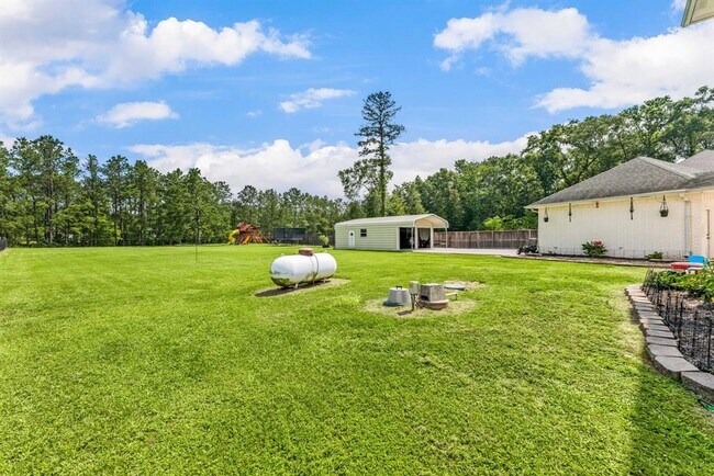 Building Photo - 19509 Desna Dr