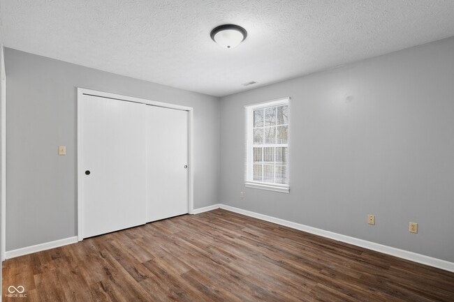 Building Photo - 6643 S New Jersey St