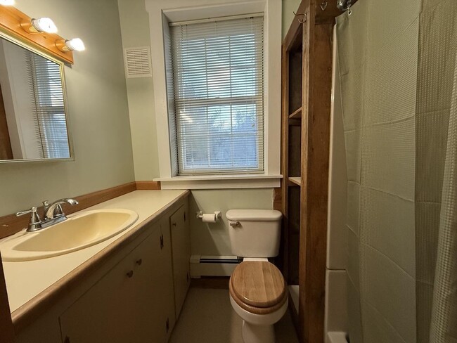 Building Photo - 9 Depot Rd