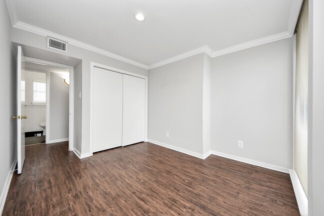 Building Photo - 2333 Bering Dr