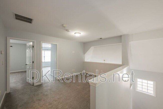 Building Photo - 5192 Centennial Creek View NW