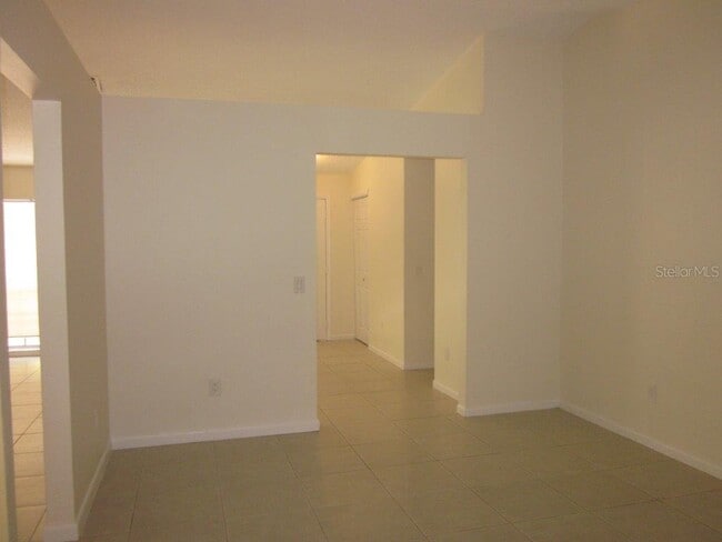 Building Photo - 5020 Landsman Ave