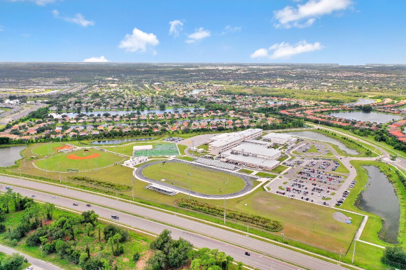 Building Photo - 4842-4842 30th St SW