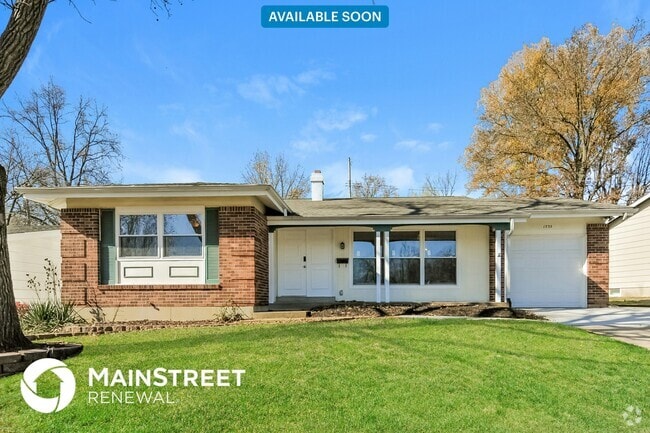 Building Photo - 1935 Cordoba Dr