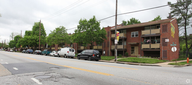 Primary Photo - Frederick Manor Apartments