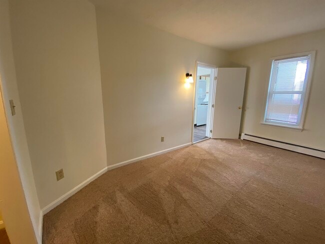 Building Photo - 133 Second St