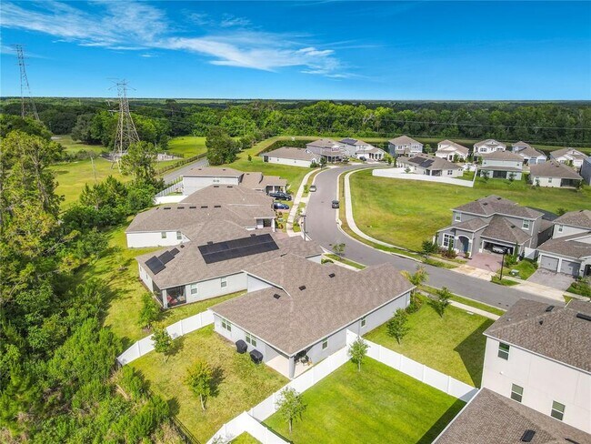 Building Photo - 792 Hyperion Dr