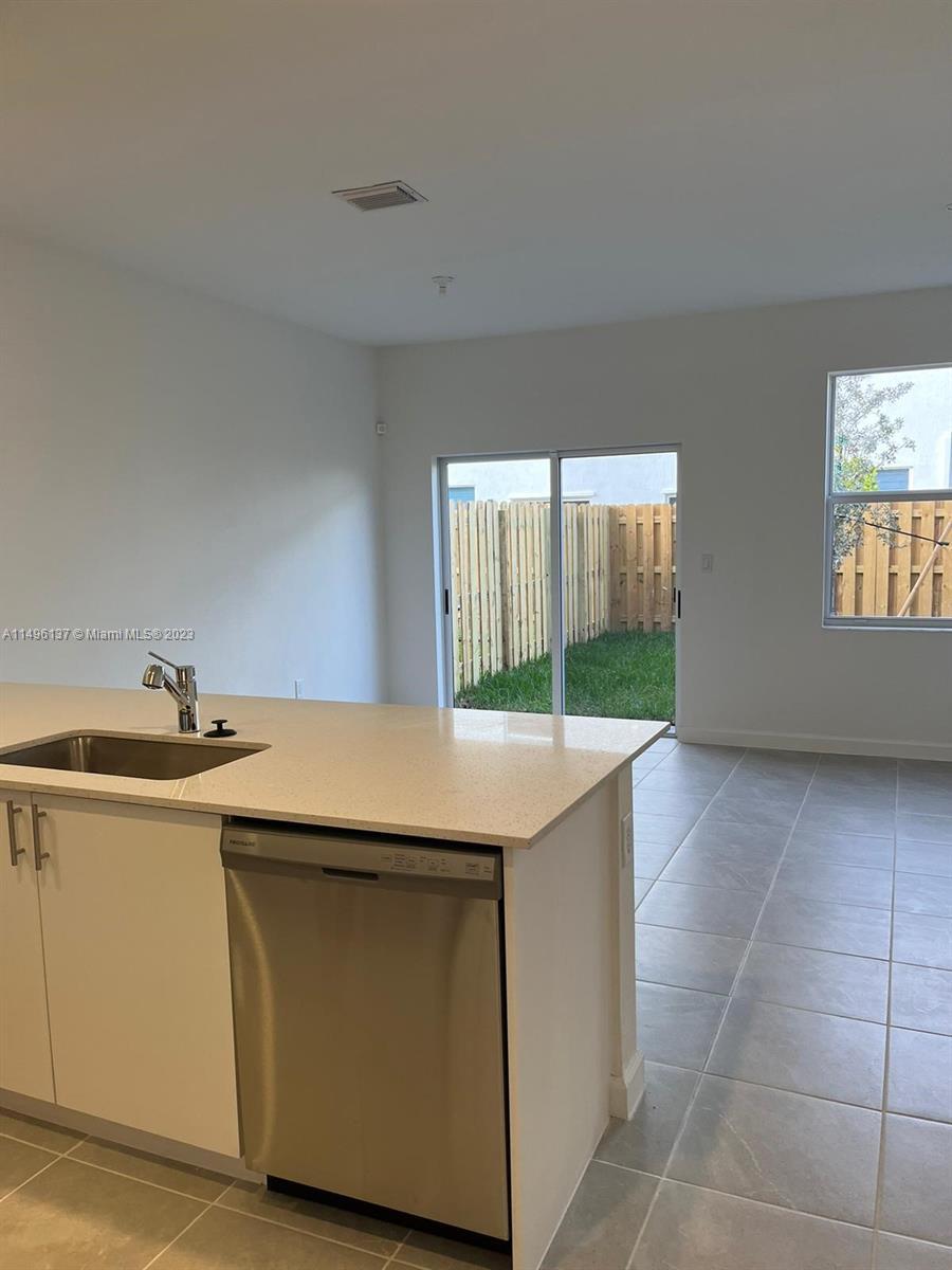 Building Photo - 16271 SW 292nd St