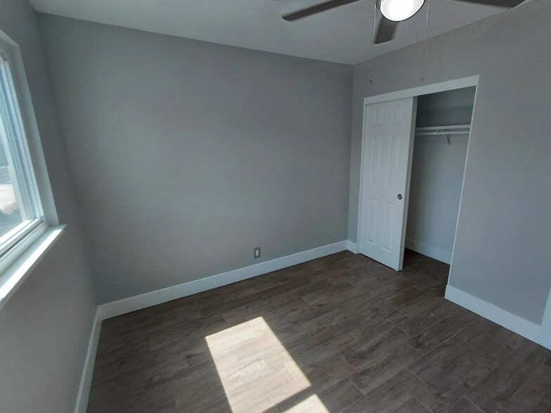Building Photo - 828 Biljac St