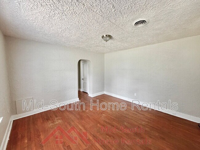 Building Photo - 1379 Ferguson Rd