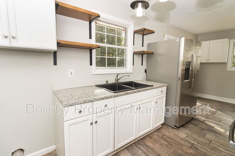 Building Photo - 4316 Greenbriar Rd