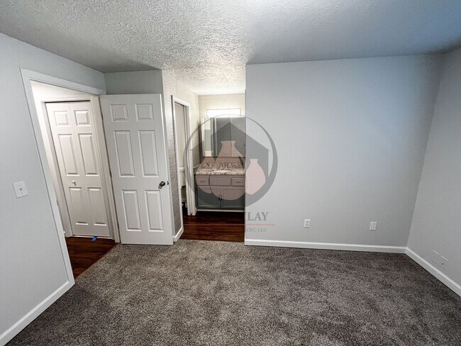 Building Photo - Single Level West Salem Home