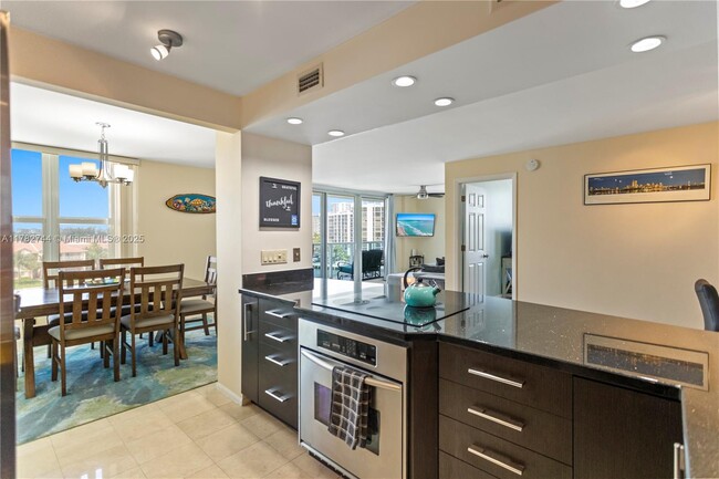 Building Photo - 3800 S Ocean Dr