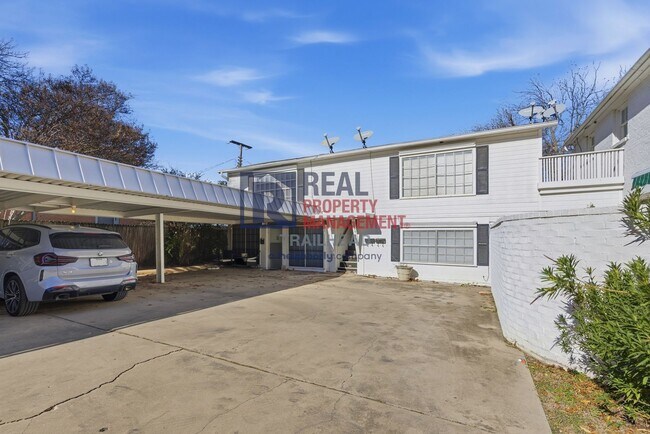 Building Photo - Bright One-Bedroom Home with Modern Finishes