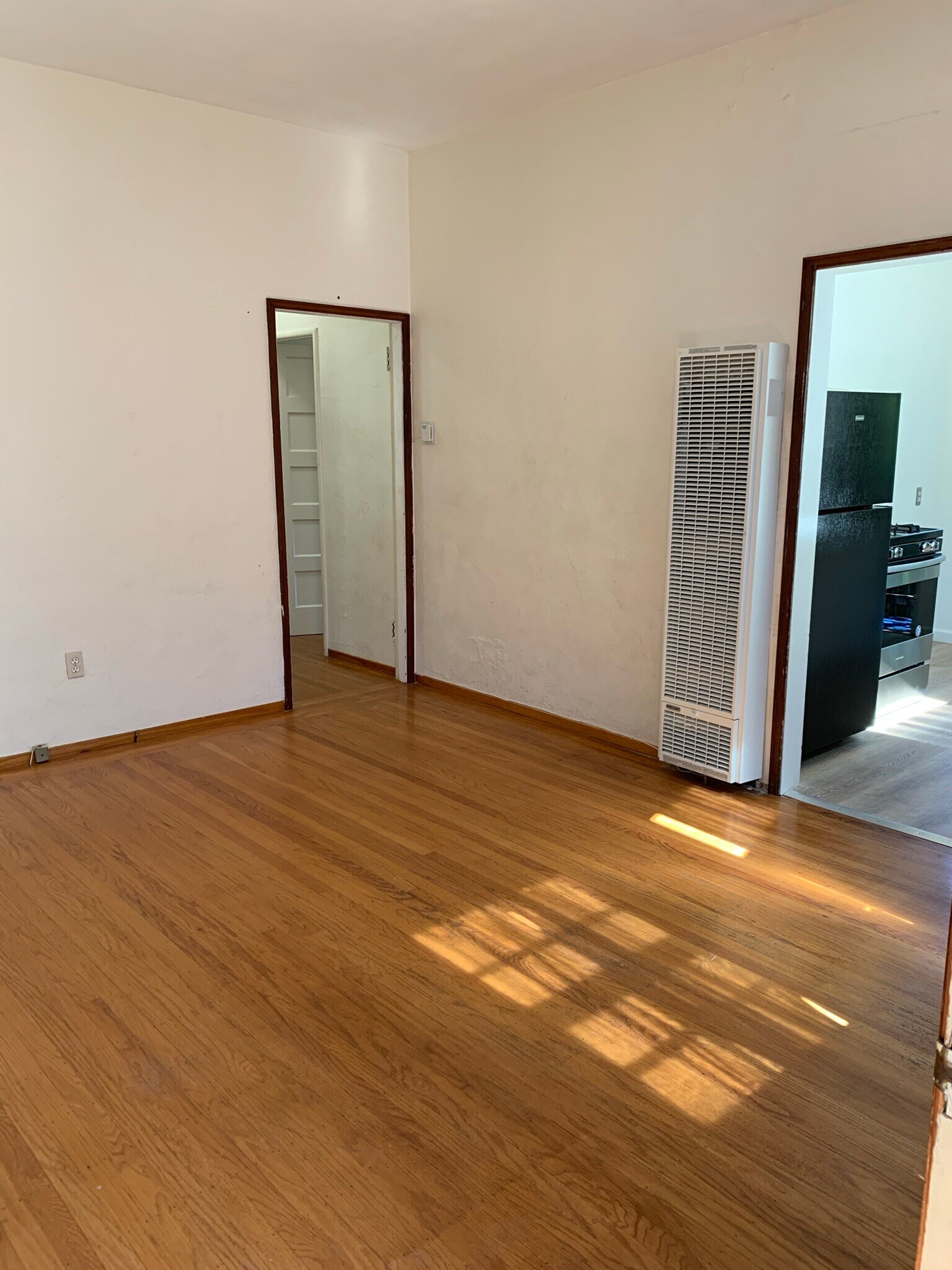 Building Photo - 2731 Grant St