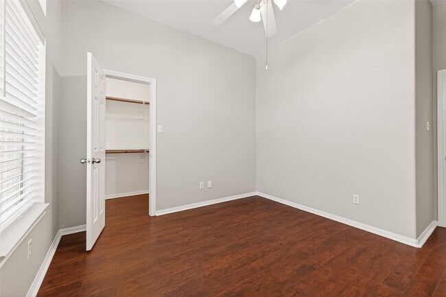 Building Photo - 15318 Bent Twig Way