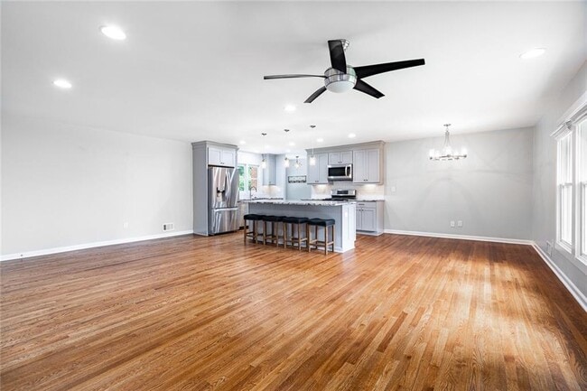 Building Photo - 2470 Landeau Cir