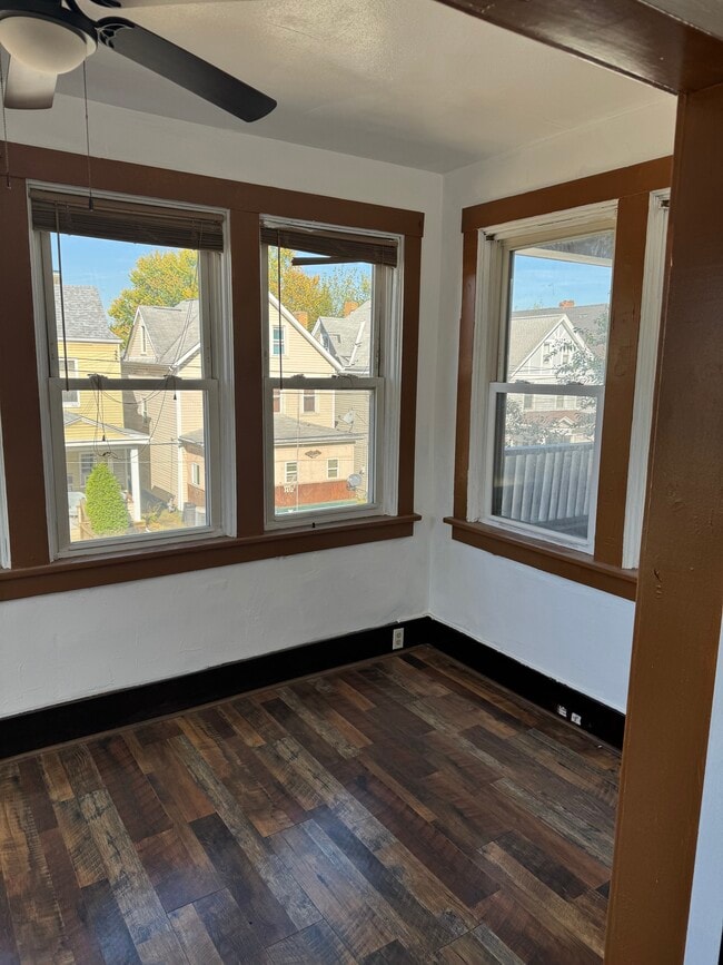 Building Photo - 1415 Beech St