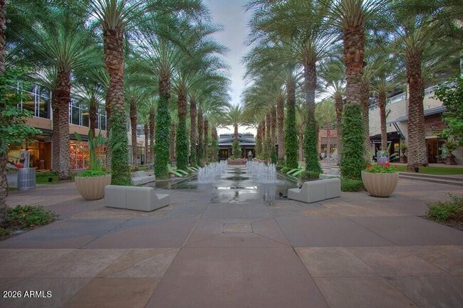 Building Photo - 12624 N 73rd Pl