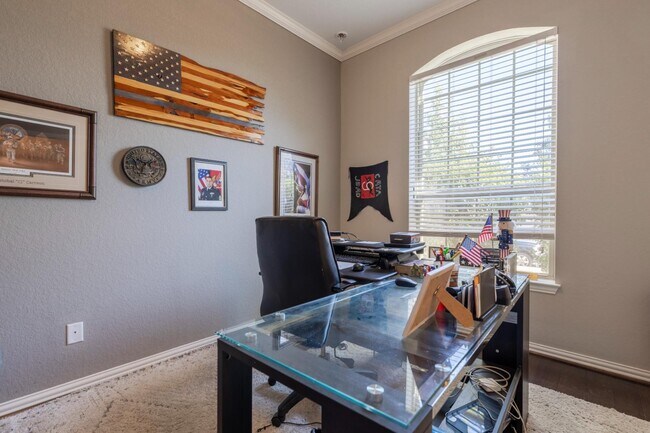 Building Photo - 8727 Hideout Bnd