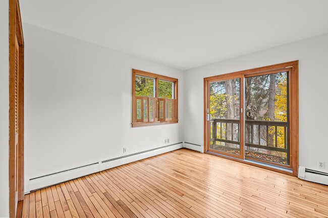 Building Photo - 14 Clearview Terrace